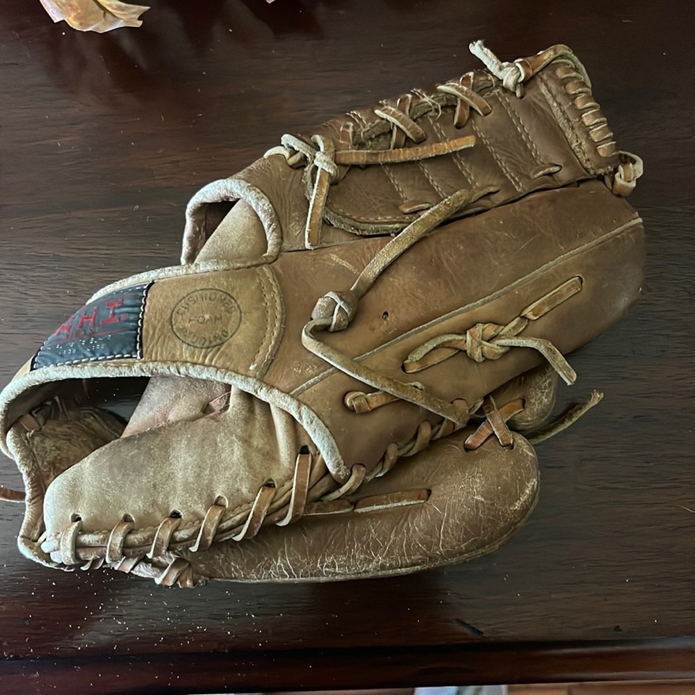 Vintage AHI Baseball Glove 6935 RHT Top Grain Leather